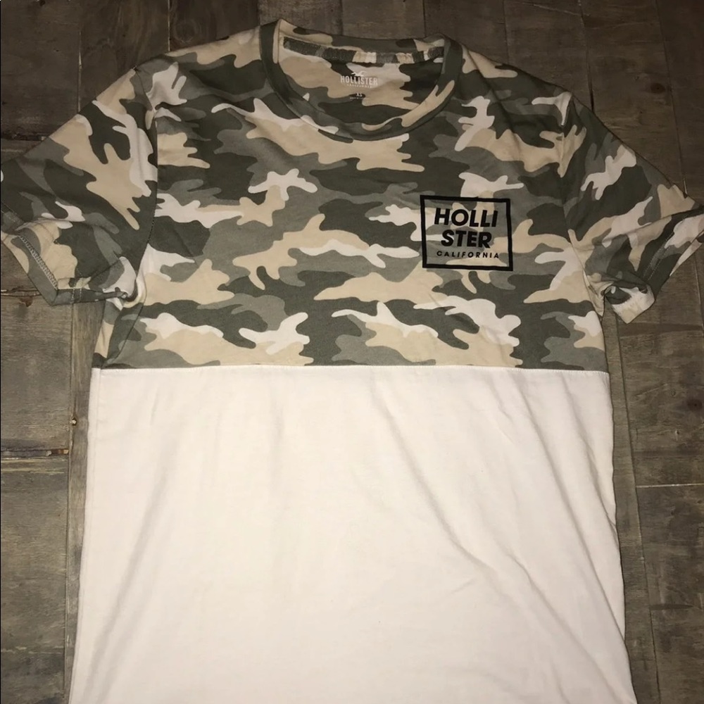 Hollister T-Shirt